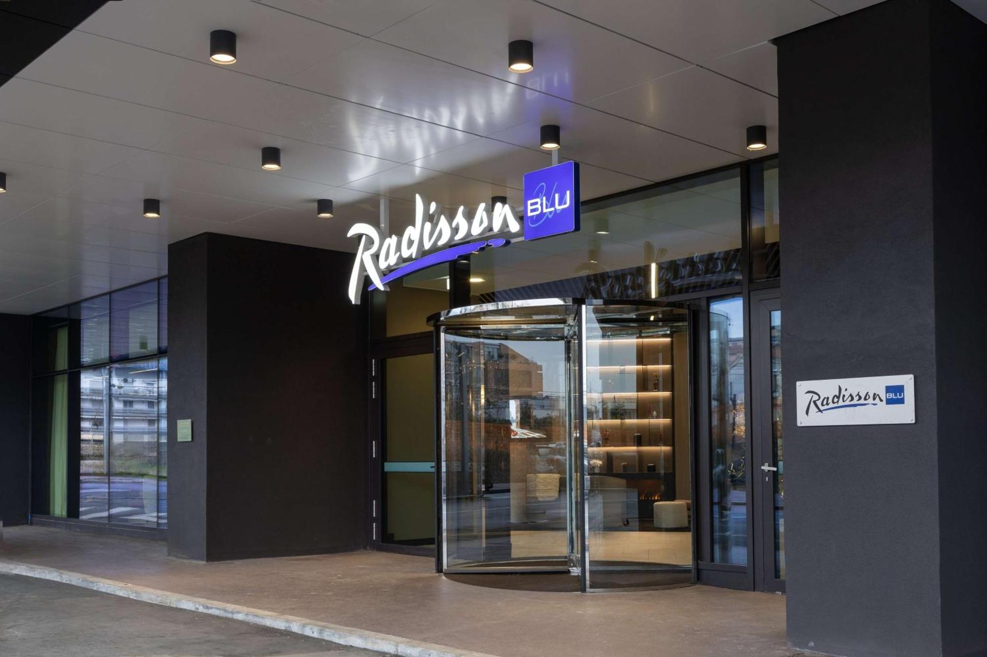 Radisson Blu Hotel, Bergamo Choruslife Exterior foto